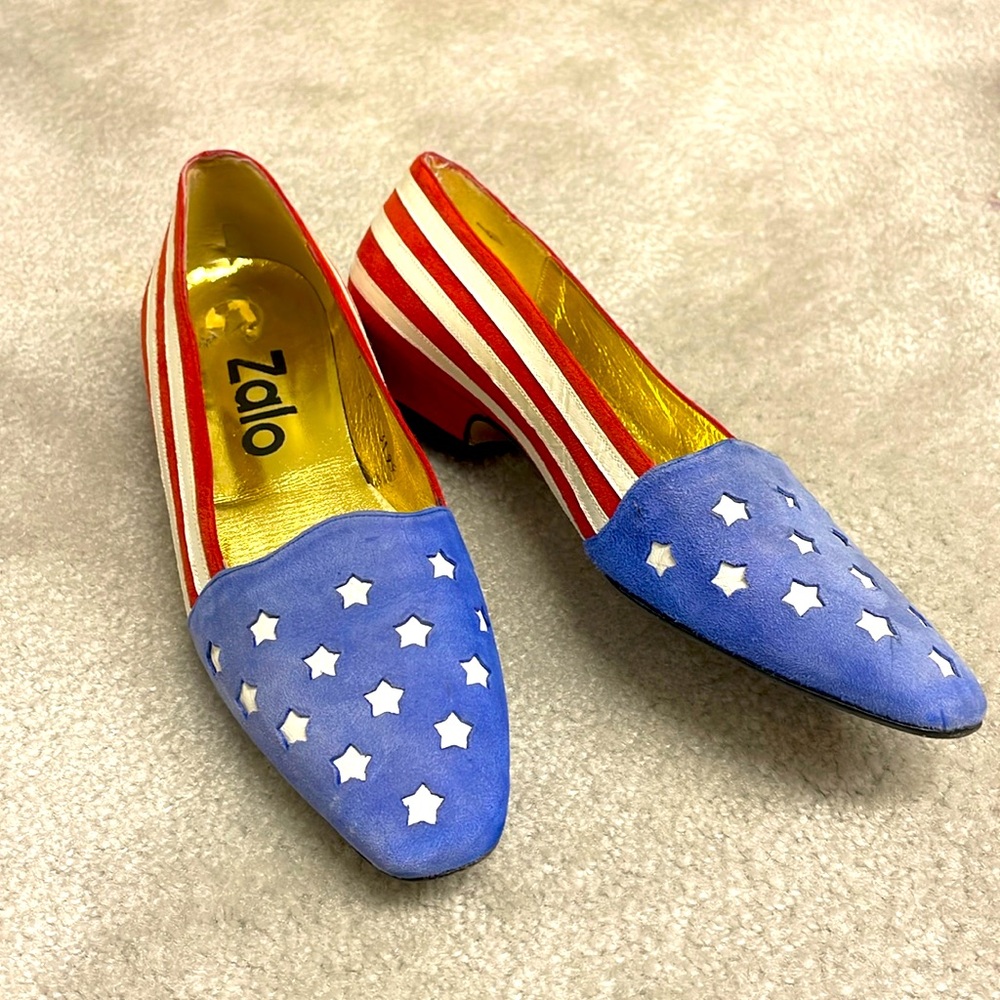 Vintage RARE Zalo women’s leather American flag pumps